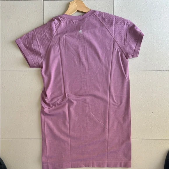 lululemon athletica Purple Short Sleeve Tee - Picture 5 of 5
